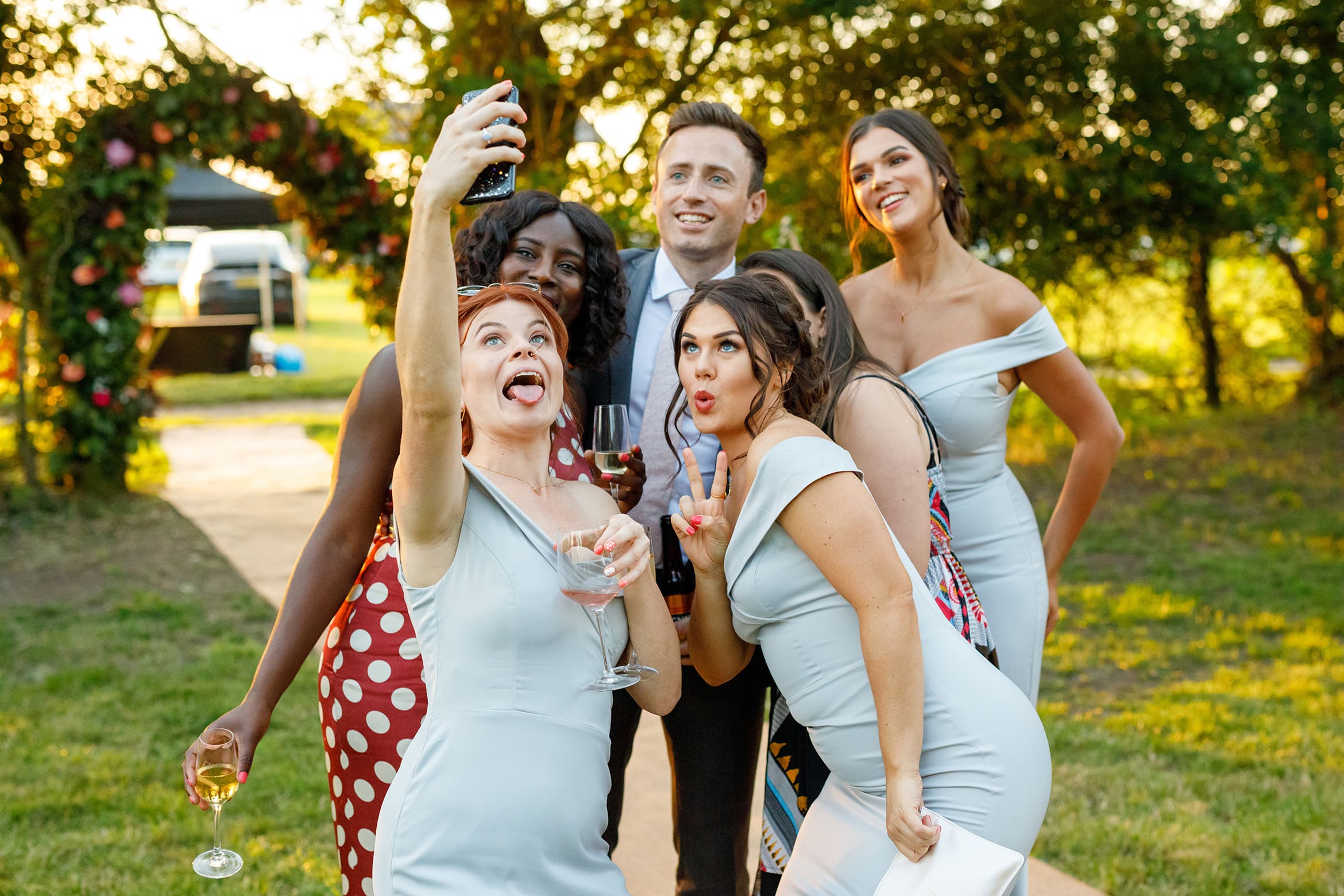 bridesmaids take a selfie