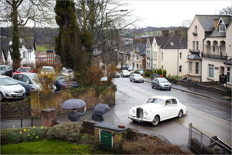 bride arriving at st augustines high wycombe