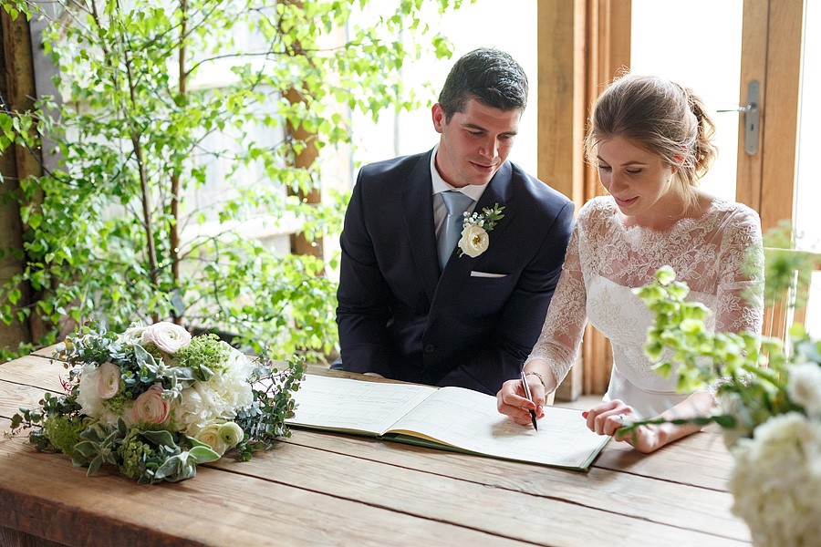 cripps-stone-barn-wedding-photos-7751