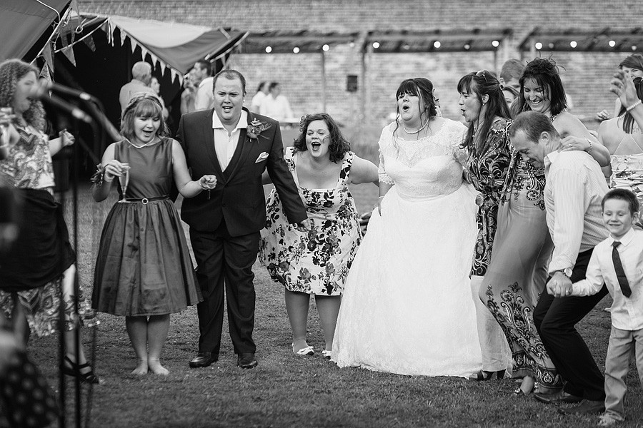 holkham-hall-wedding-photos-087