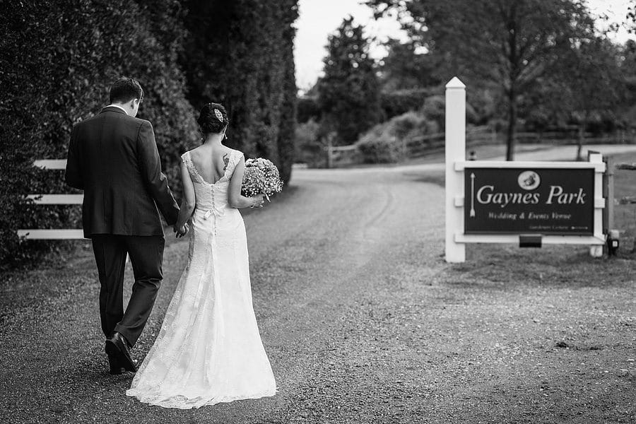 married-at-gaynes-park-8950