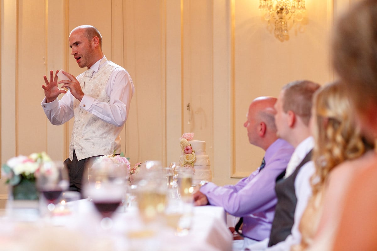 the best man gives his speech