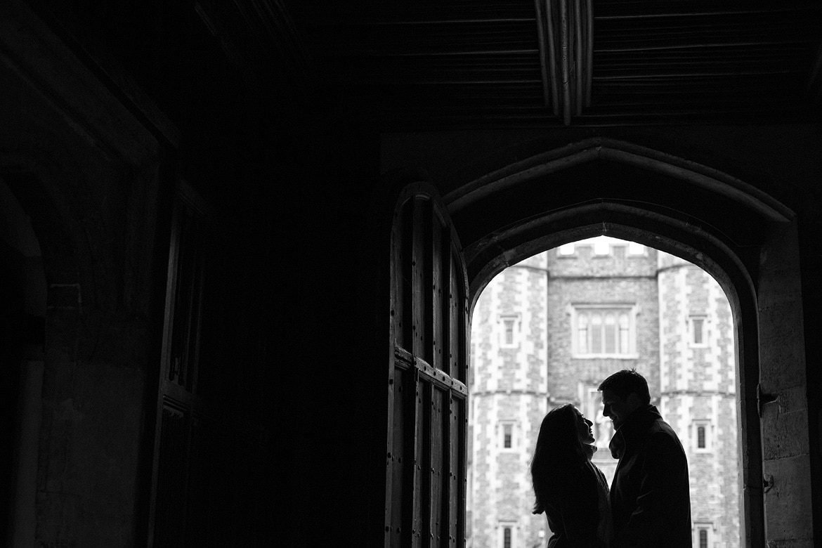engagement photos in a cambridge college