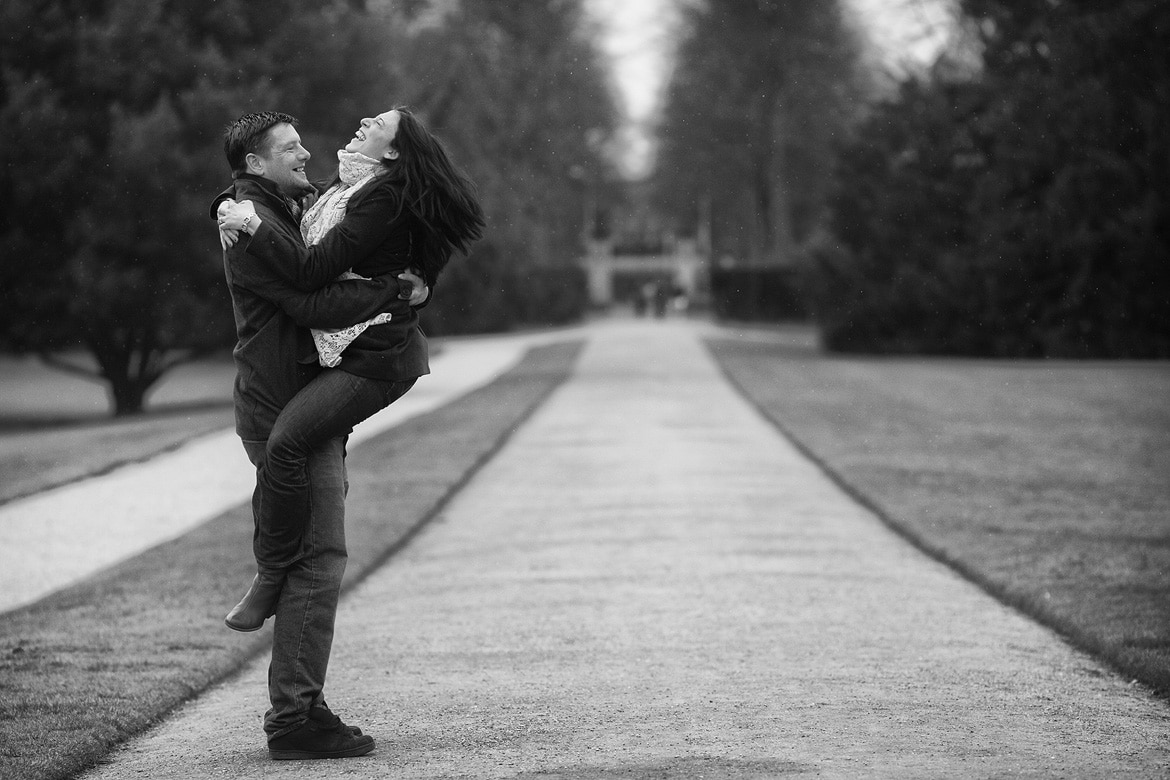 engagement photography in a cambridge college