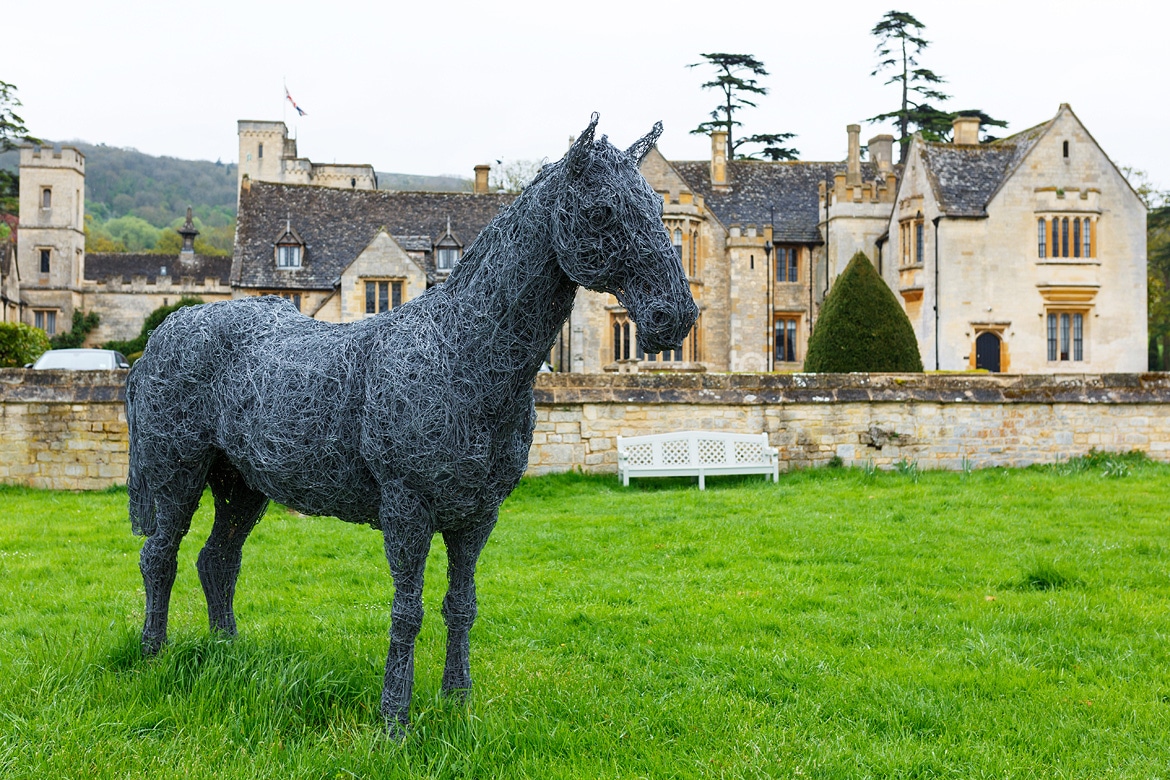 ellenorough park horse statue