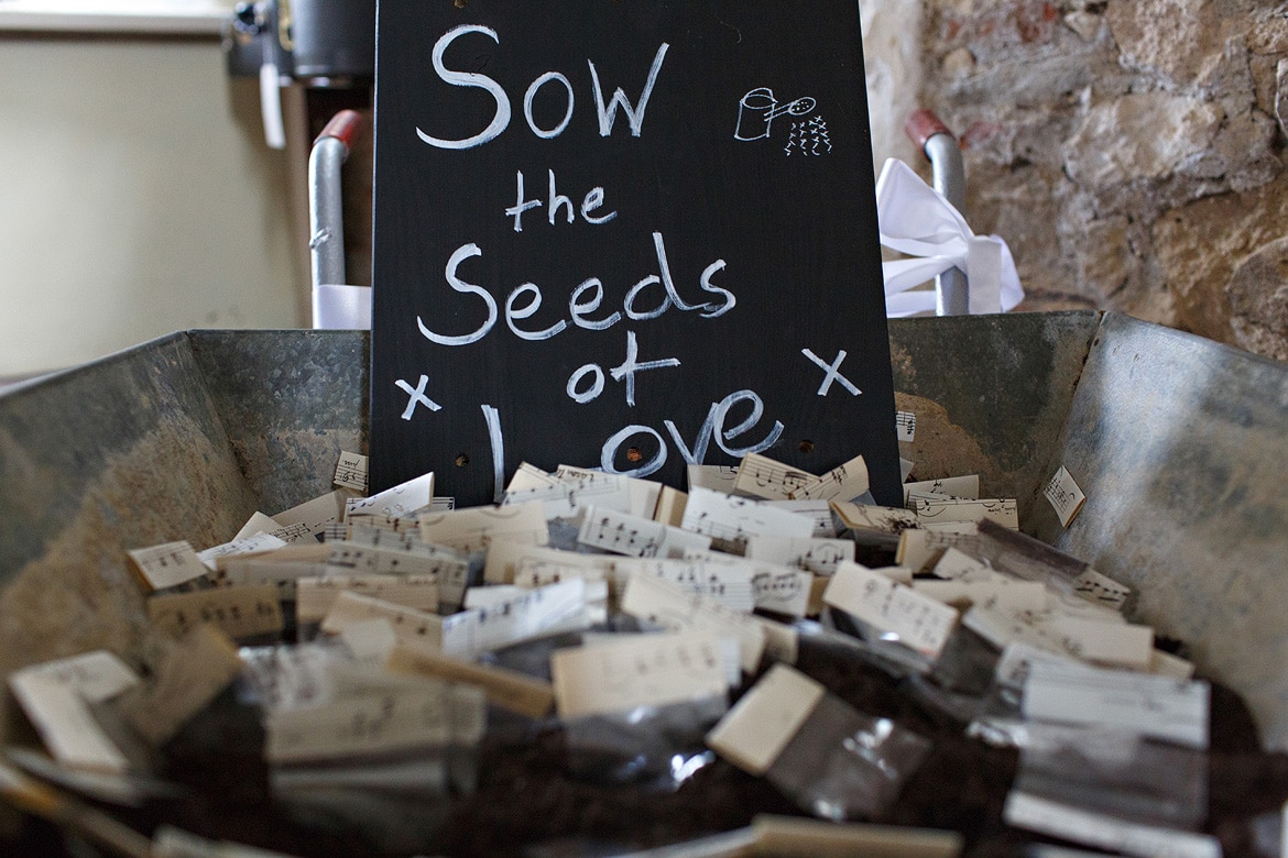 wedding seeds for guests to plant
