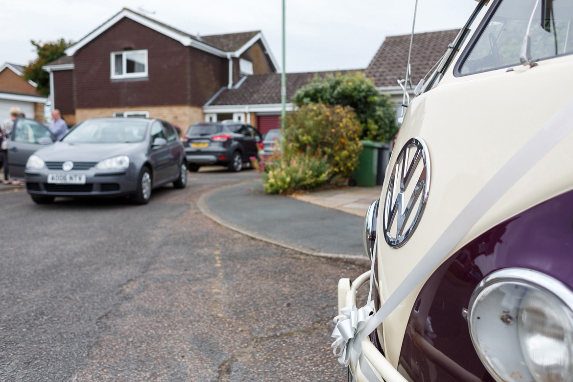 detail shot of the vw campervan wedding car