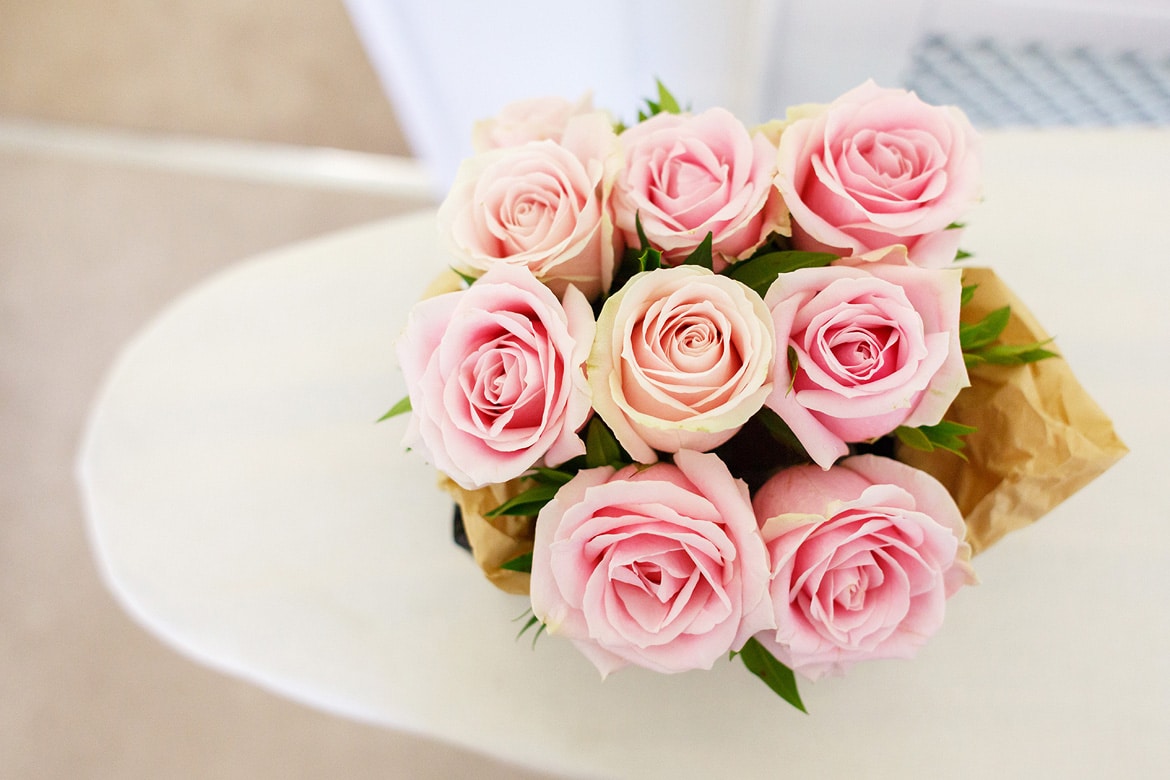 the groomsmens buttonholes