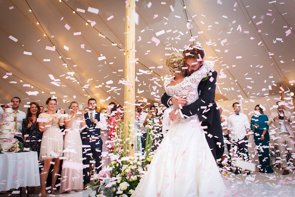 confetti cannons at the end of the first dance