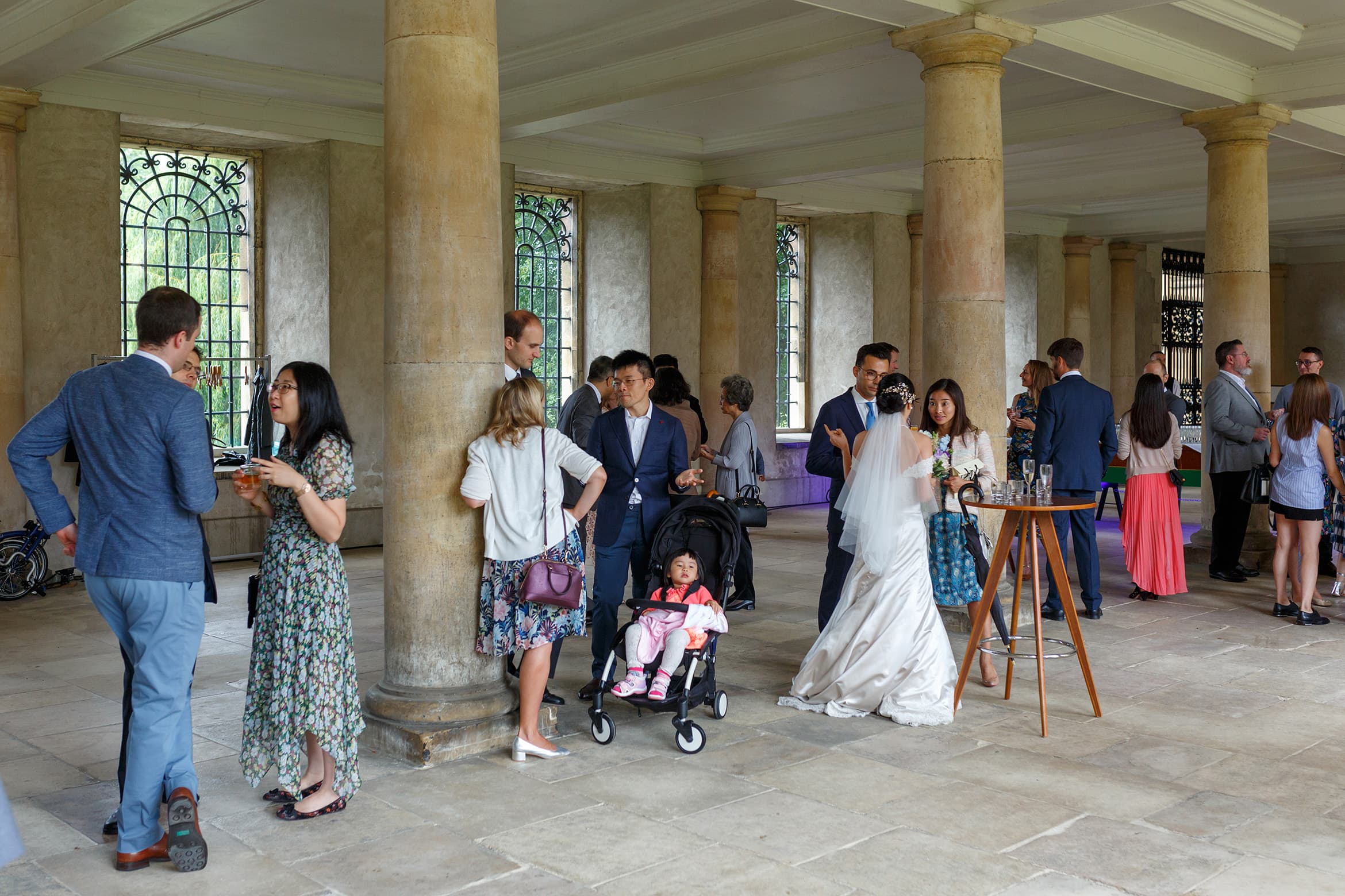 welcome drinks in the wren cloisters